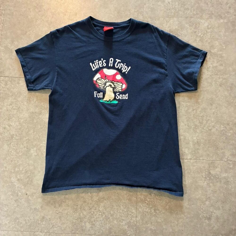 Full-send Men's Navy and Black T-shirt